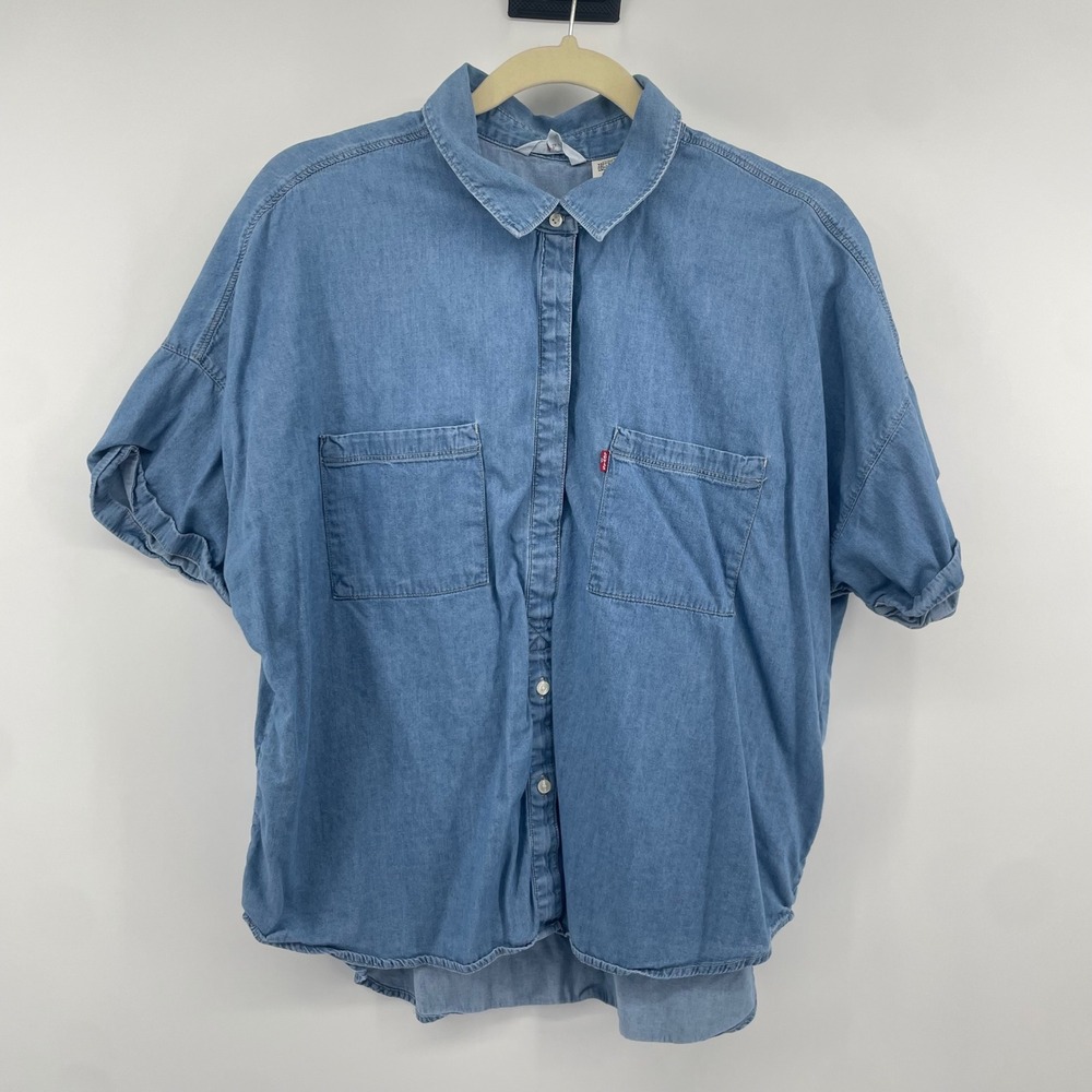 Levis Denim Shirt Womens XL Blue Short Sleeve Button Down Oversized Pocket Top